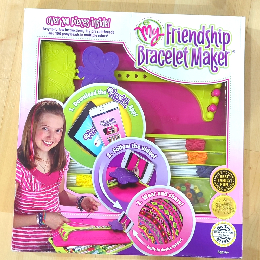 My Friendship Bracelet Maker